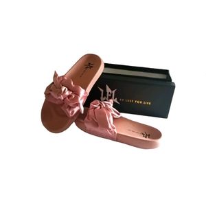 LFL By Lust For Life Slippers